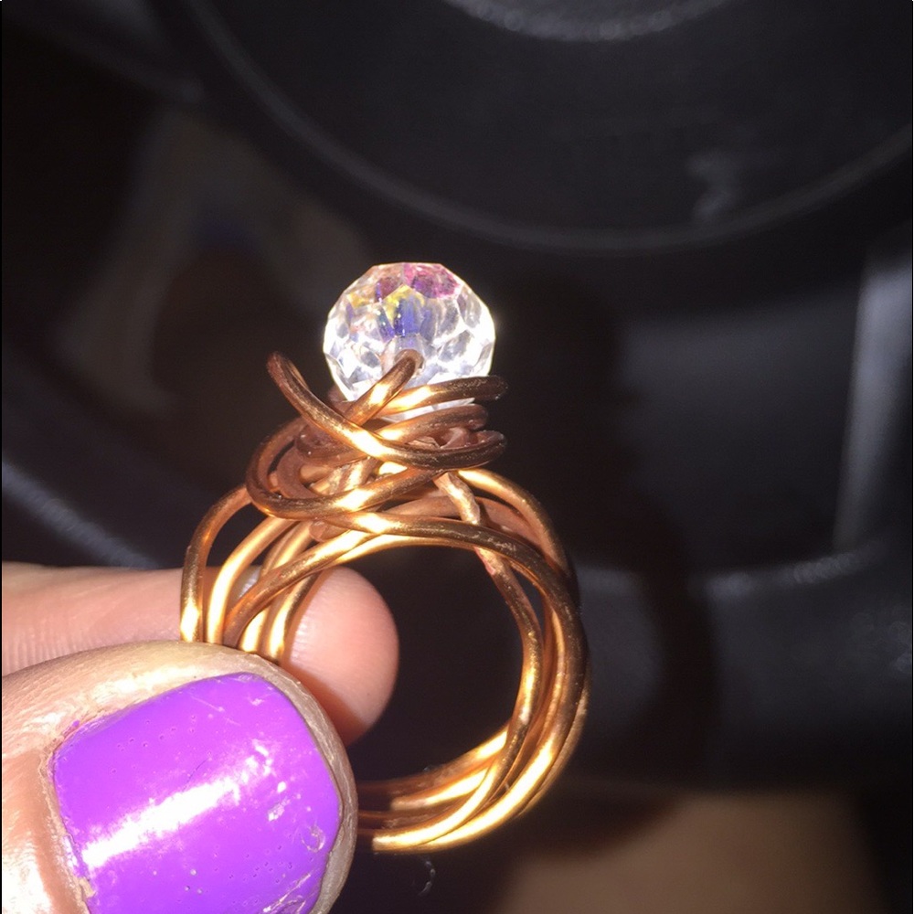 Crystal/gold metal band ring!!